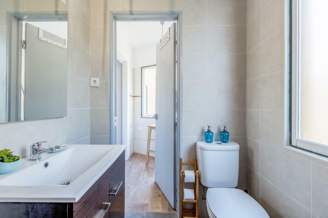 Alfama, Bright And Spacious With Private Terrace, By Timecooler Lissabon Buitenkant foto