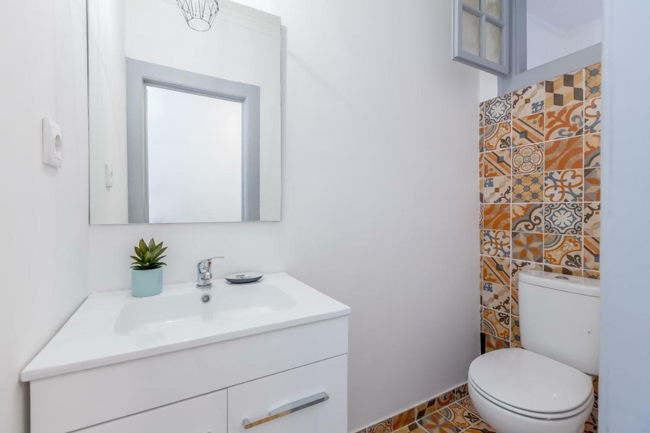 Alfama, Bright And Spacious With Private Terrace, By Timecooler Lissabon Buitenkant foto