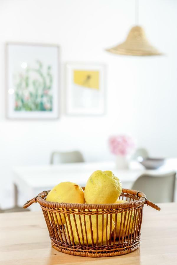 Alfama, Bright And Spacious With Private Terrace, By Timecooler Lissabon Buitenkant foto